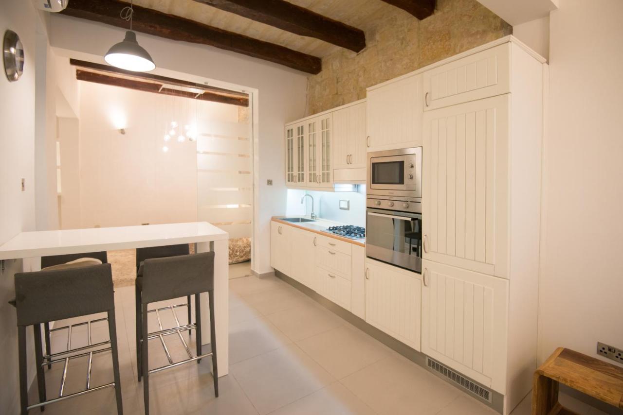 Valletta Most Central Studio Apartment 16Th-Century Building Exteriör bild